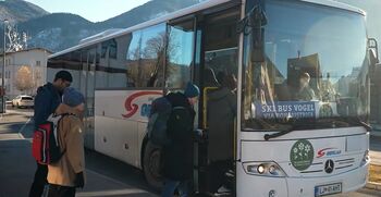 Usmerjanje prometa pod smučiščem Vogel