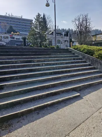 Sanacija stopnišča na promenadi