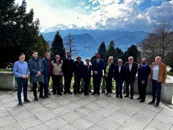 O petih perečih temah na srečanju kandidatov za poslance v našem volilnem okraju 