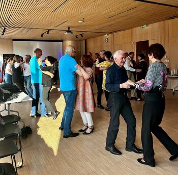 Vabljeni na nedeljski Družabni plesni večer 