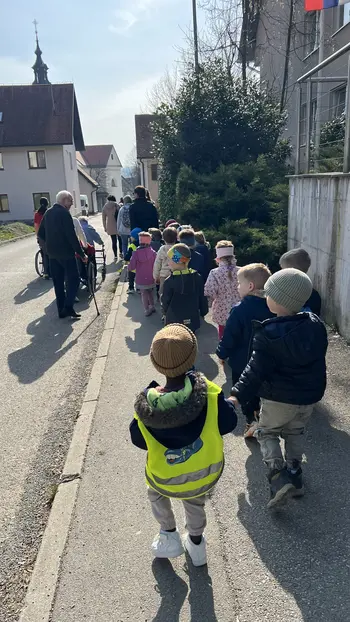 Druženje z varovanci Doma starejših Horjul
