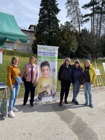 Na dobrodelni prodajni razstavi za Matica zbrali dva tisoč evrov