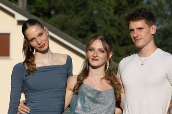 Maja Železnikar –  večkratna državna, evropska in svetovna prvakinja v plesu