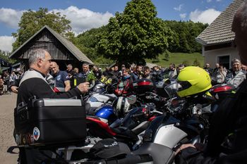 Blagoslov motorjev in koles Pr' Mehačk