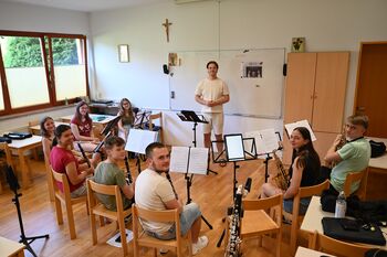 Godbeni tabor na Dobrovi