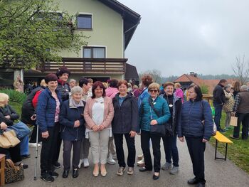 Kmetica leta - Matejka Sečnik pripeljala več kot 200 obiskovalcev iz cele Slovenije