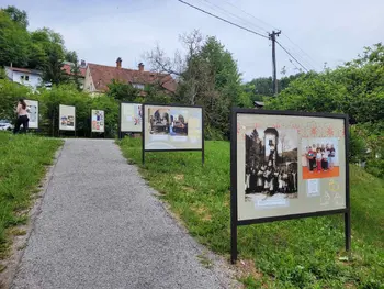 Klekljarsko društvo Polhov Gradec praznovalo 30 let delovanja