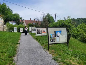 Klekljarsko društvo Polhov Gradec praznovalo 30 let delovanja