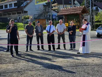 Otvoritev novega otroškega igrišča v Podsmreki