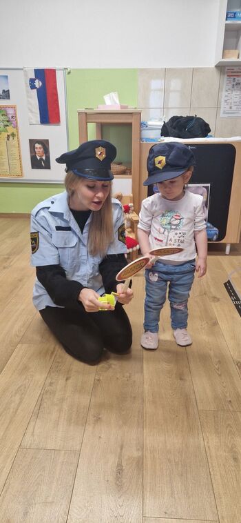 ČAROBNIK KLIK ZA VARNO VOŽNJO – PROJEKT PASAVČEK V VRTCU SONČNICA ČAROBNIK KLIK ZA VARNO VOŽNJO – PROJEKT PASAVČEK V VRTCU SONČNICA