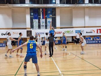 Druga domača zmaga Vrhničanov! Druga domača zmaga Vrhničanov!