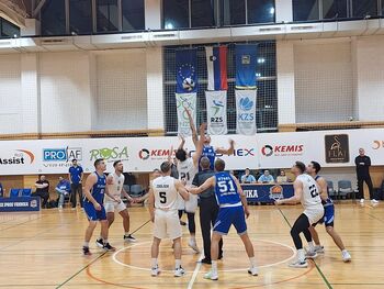 Vsi na košarkarsko tekmo!