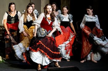 Uspeh Jerice Steklasa v ljudski igri s petjem na Studencu Uspeh Jerice Steklasa v ljudski igri s petjem na Studencu