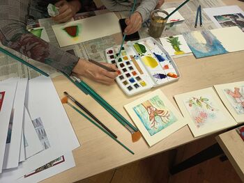 LIKOVNO DRUŠTVO V PRAZNIČNEM MENGŠU