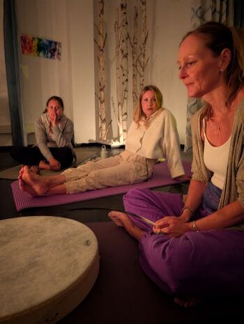 Šamansko potovanje: Dvanajst svetih noči – čas očiščevanja in počastitev solsticija