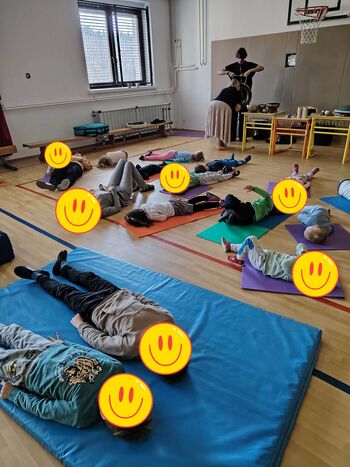 Zvočna kopel s predstavitvijo terapevtskih inštrumentov za otroke 