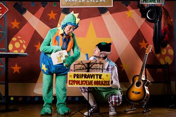 OTROŠKI GLEDALIŠKI ABONMA in izven