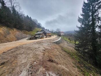 Sanacija plazu pod gospodarskim objektom »Turk« (Črešnjice 14) Sanacija plazu pod gospodarskim objektom »Turk« (Črešnjice 14)