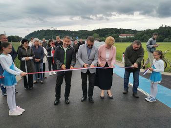 Loška cesta v novi podobi – odprtje, ki povezuje skupnost