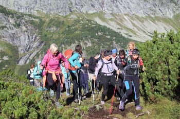 Planinsko društvo Ajdovščina: Vabilo k opravljanju tečaja za planinskega vodnika SD1 PZS