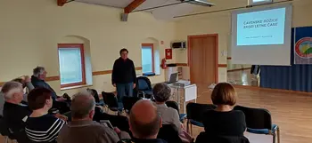 Predavanje o čavenskih rožicah skozi letne čase