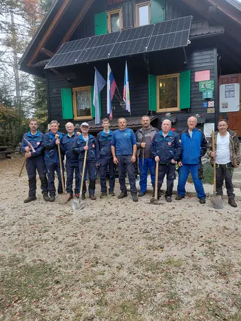 Planinsko društvo Ajdovščina: Markacijska akcija na poti Mali Golak Planinsko društvo Ajdovščina: Markacijska akcija na poti Mali Golak