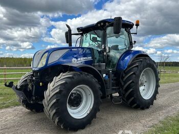 Tehnični pregled traktorjev pri Športnem Parku Horjul