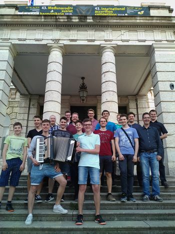 Harmonikarski orkester Glasbene šole Sevnica s tekmovanja v Puli s I. nagrado