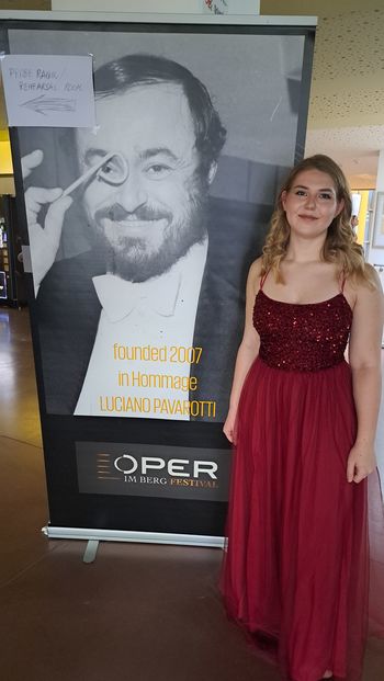 Izjemen uspeh mlade pevke Eme Štigl na prestižnem tekmovanju GRANDI VOCI