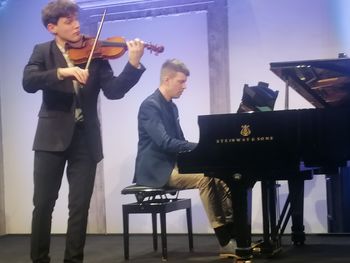 Mark Lev z violino v Križankah