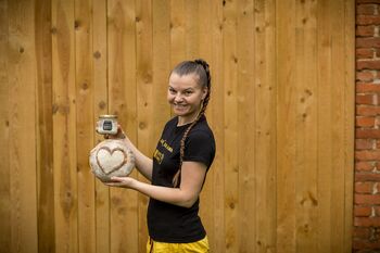 EKSPRESNO POENOSTAVLJENO DROŽENJE Z ANITO ŠUMER 