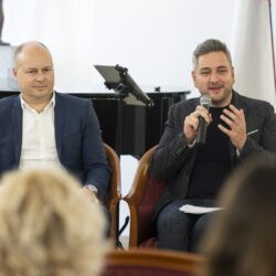 Izboljšanje podjetniške izkušnje s pomočjo podpornega okolja v Ljubljanski urbani regiji: Uspešna predstavitev nove monografije