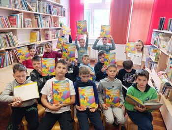 NAJLEPŠE DARILO JE KNJIGA