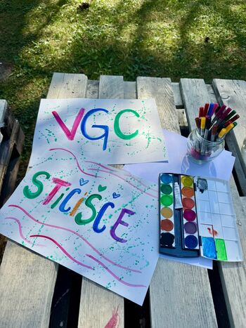 Počitniški vrvež v VGC+ Stičišče Počitniški vrvež v VGC+ Stičišče