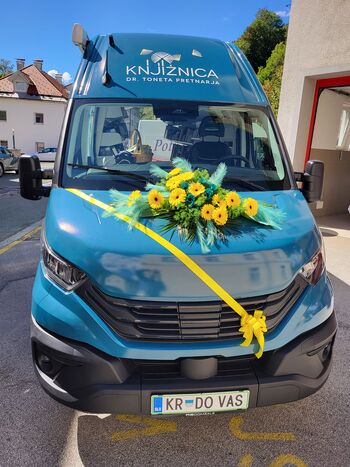 V Tržiču imamo prvi električni bibliobus v Sloveniji!