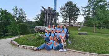 Nastop pevskega zbora Triglavske rož'ce