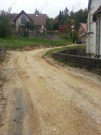 Krajane Spodnjih Prapreč zanimal potek menjave infrastrukturnih vodov in ureditve poti