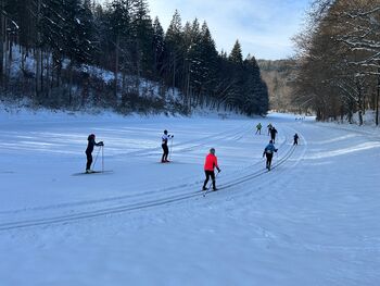 300 prostovoljnih ur za skoraj kilometer veselja