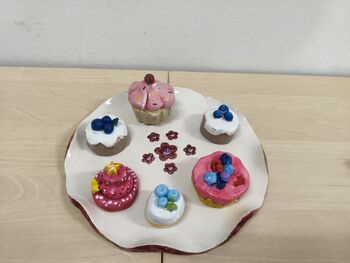 Sladka glina – razstava učencev OŠ Bistrica v Knjižnici dr. Toneta Pretnarja