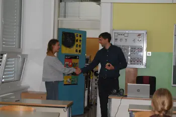 Obisk dr. Urbana Senice na OŠ Sava Kladnika Sevnica 