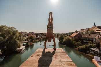 Poletje ob zeleni lepotici