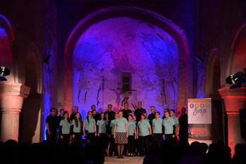 Zbor Mavrica prvič na mednarodnem festivalu FAKS v Istri