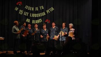 JESENSKI KONCERT IN 15 LET LJUDSKEGA PETJA NA BLANCI