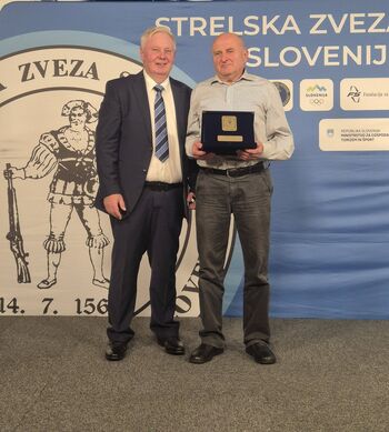 Cugelj Franc, prejemnik zlate plakete za dolgoletno uspešno delo v strelstvu