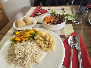 140 nasmehov, 140 krožnikov in več tisoč plesnih korakov – prednovoletna kulinarična fešta 140 nasmehov, 140 krožnikov in več tisoč plesnih korakov – prednovoletna kulinarična fešta