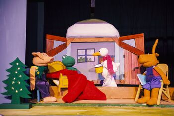Žabec pozimi, Lutkovno gledališče Fru Fru