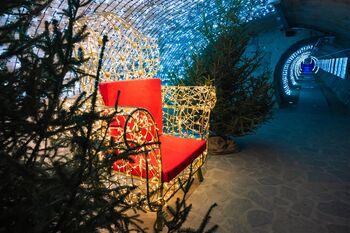 Praznično okrašeni rovi - samostojni ogled