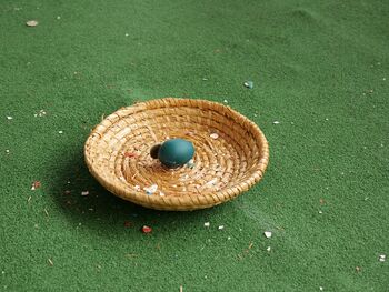 Sekanje pirhov na Velikonočni ponedeljek