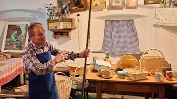 Delavnica pletarstva s pletarskim mojstrom Janezom Krišljem 