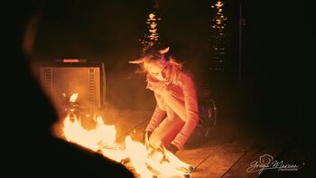 26. tradicionalni potop božičnega drevesca v jezero Črnava